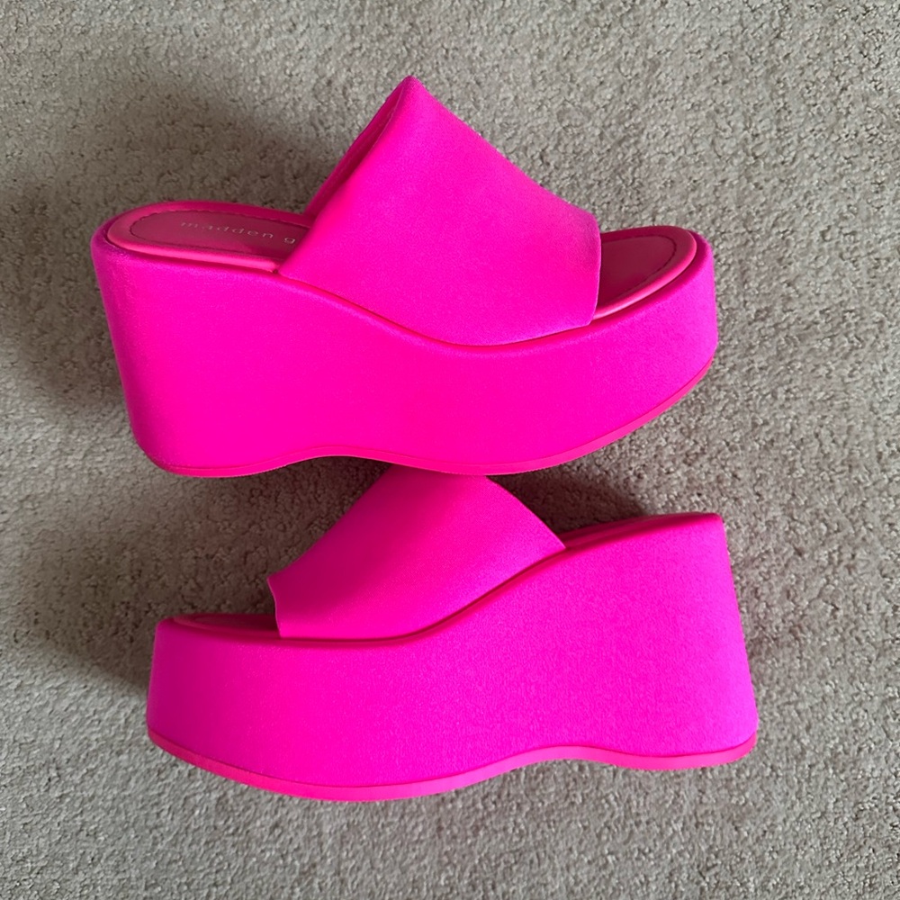 Steve Madden slinky 30 platform shoes 6.5